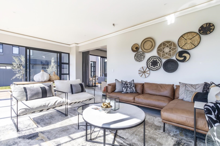4 Bedroom Property for Sale in Helderfontein Estate Gauteng