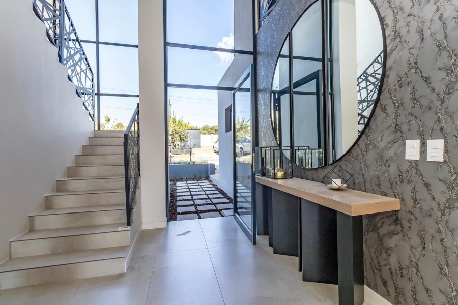 4 Bedroom Property for Sale in Helderfontein Estate Gauteng