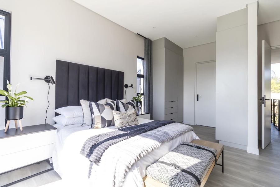 4 Bedroom Property for Sale in Helderfontein Estate Gauteng