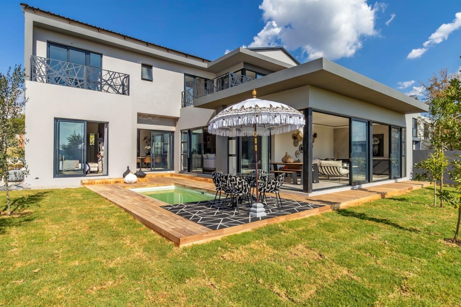 4 Bedroom Property for Sale in Helderfontein Estate Gauteng