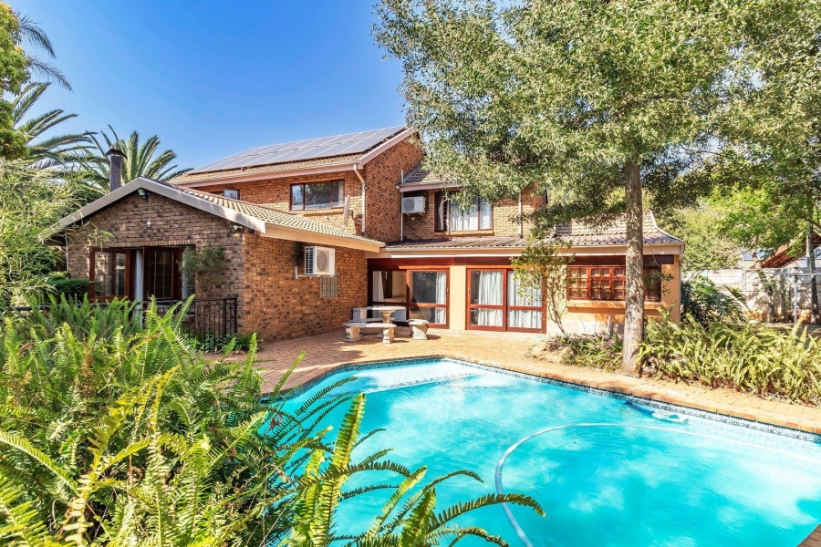 24 Bedroom Property for Sale in Halfway House Gauteng