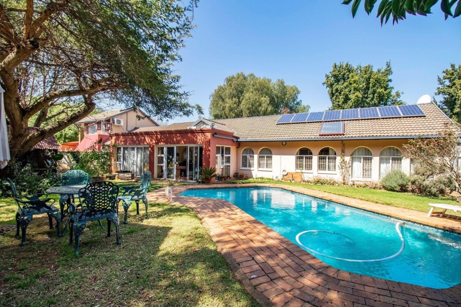 24 Bedroom Property for Sale in Halfway House Gauteng
