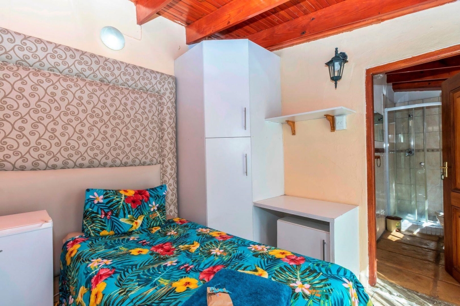 24 Bedroom Property for Sale in Halfway House Gauteng