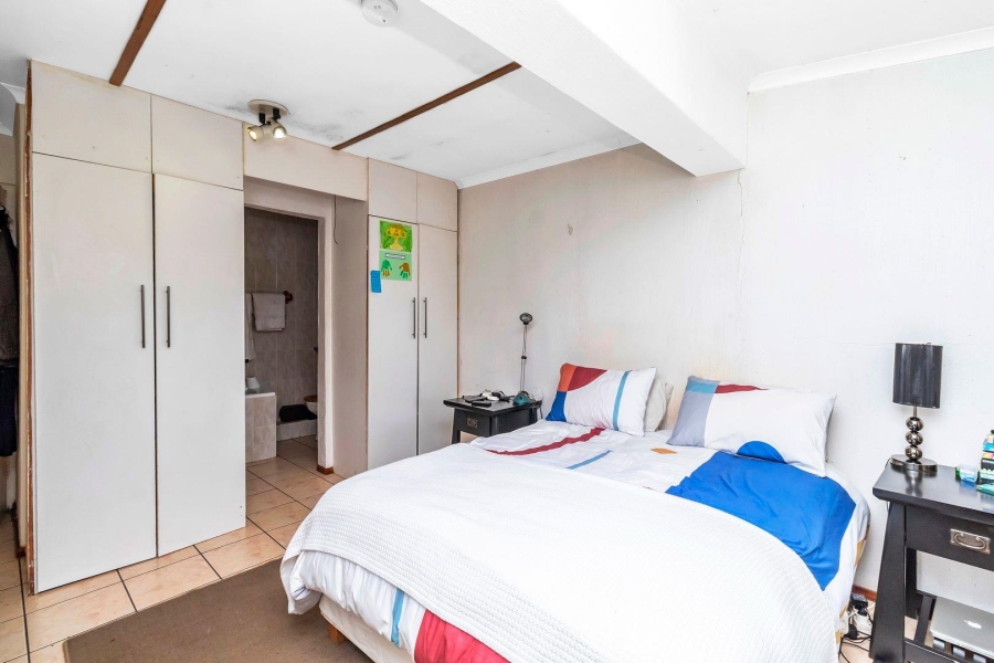 24 Bedroom Property for Sale in Halfway House Gauteng