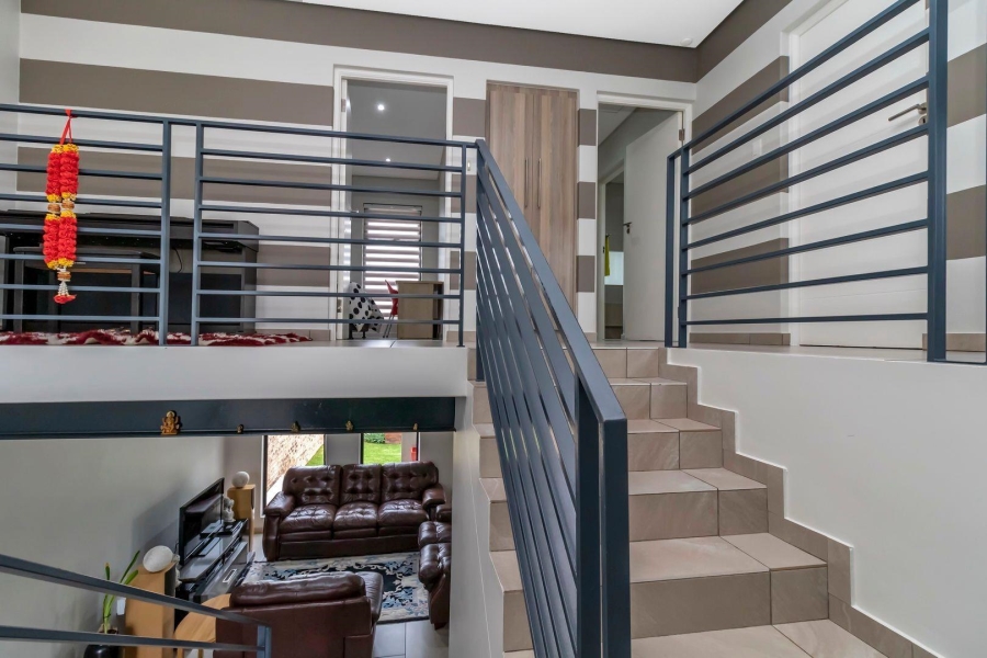 3 Bedroom Property for Sale in Crowthorne AH Gauteng