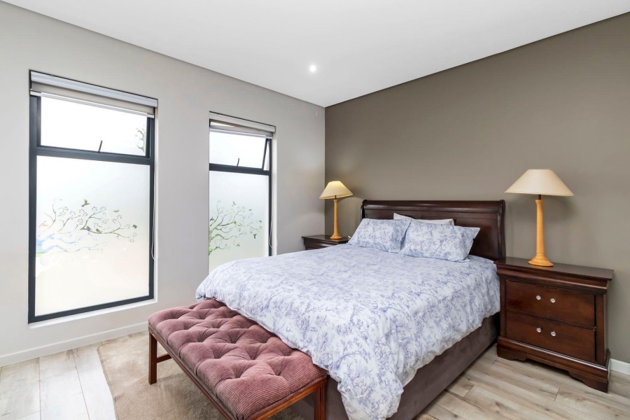 3 Bedroom Property for Sale in Crowthorne AH Gauteng