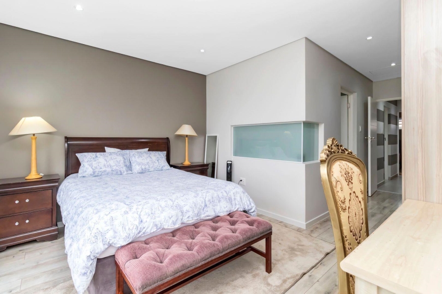 3 Bedroom Property for Sale in Crowthorne AH Gauteng