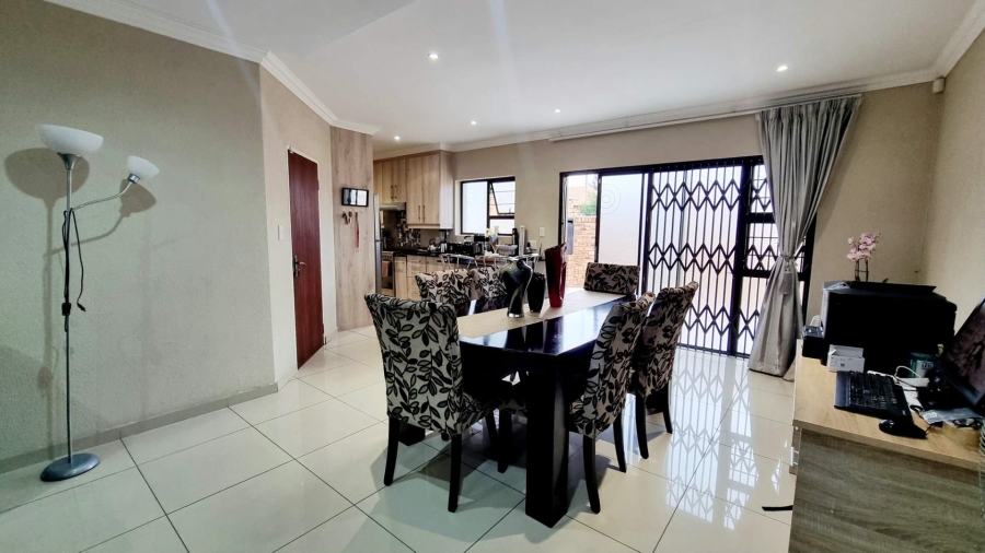 3 Bedroom Property for Sale in New Redruth Gauteng