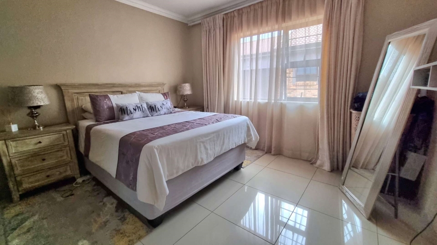 3 Bedroom Property for Sale in New Redruth Gauteng