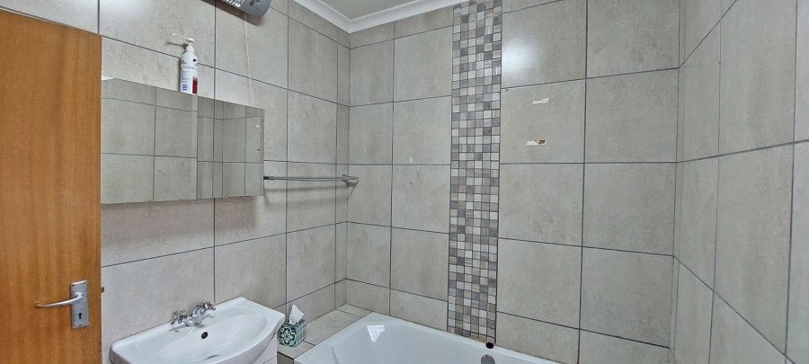 4 Bedroom Property for Sale in Albemarle Gauteng