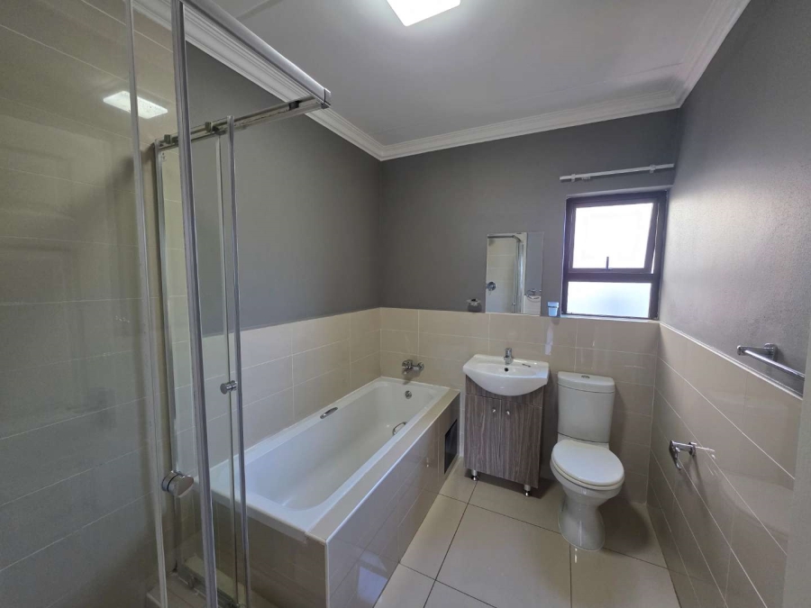 2 Bedroom Property for Sale in Fairlead Gauteng