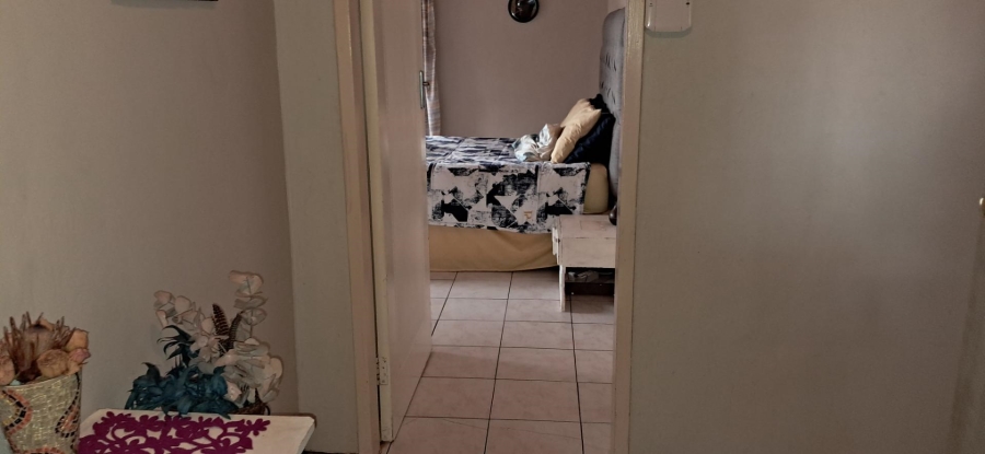 6 Bedroom Property for Sale in Vlakplaats Gauteng