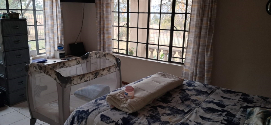 6 Bedroom Property for Sale in Vlakplaats Gauteng