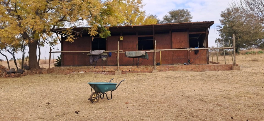 6 Bedroom Property for Sale in Vlakplaats Gauteng