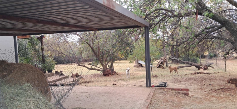 6 Bedroom Property for Sale in Vlakplaats Gauteng