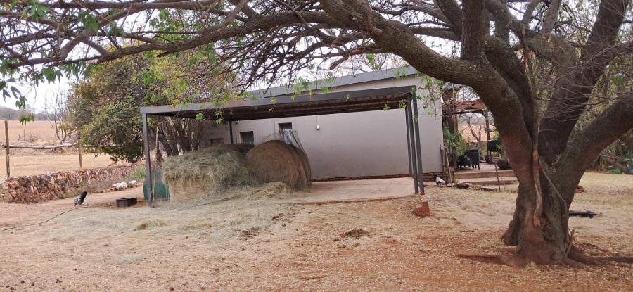 6 Bedroom Property for Sale in Vlakplaats Gauteng