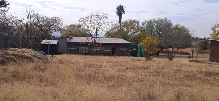 6 Bedroom Property for Sale in Vlakplaats Gauteng