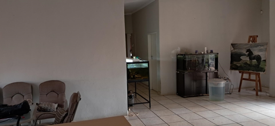 6 Bedroom Property for Sale in Vlakplaats Gauteng