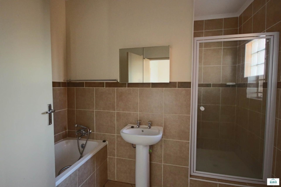 To Let 3 Bedroom Property for Rent in Montana Gauteng