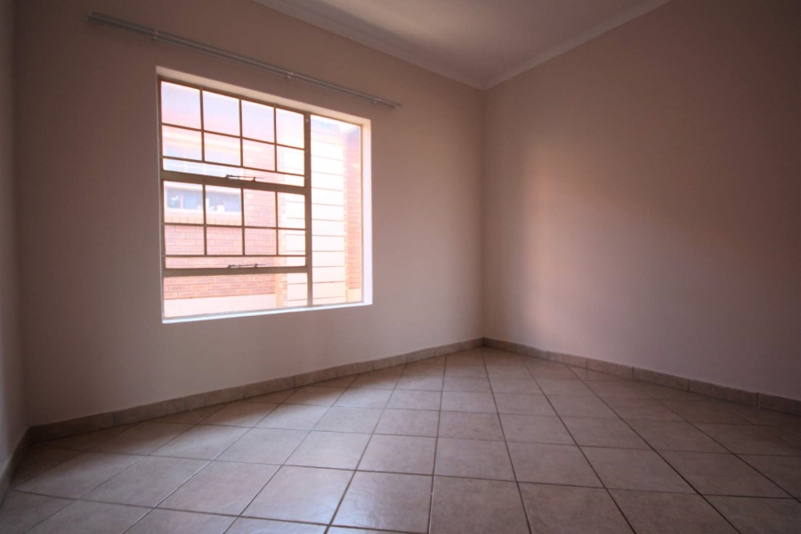 To Let 2 Bedroom Property for Rent in Hazeldean Gauteng