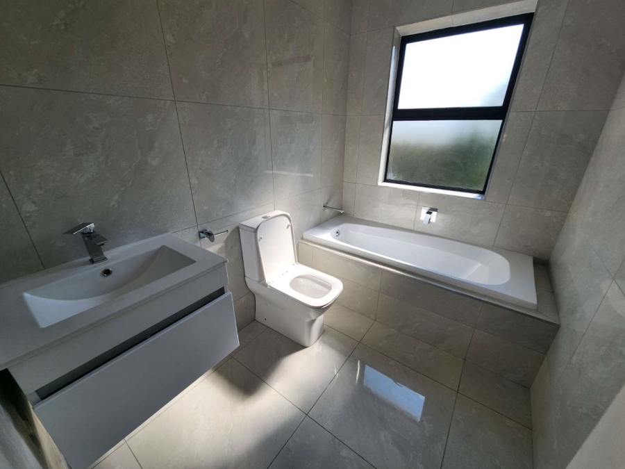 3 Bedroom Property for Sale in Brackenhurst Gauteng