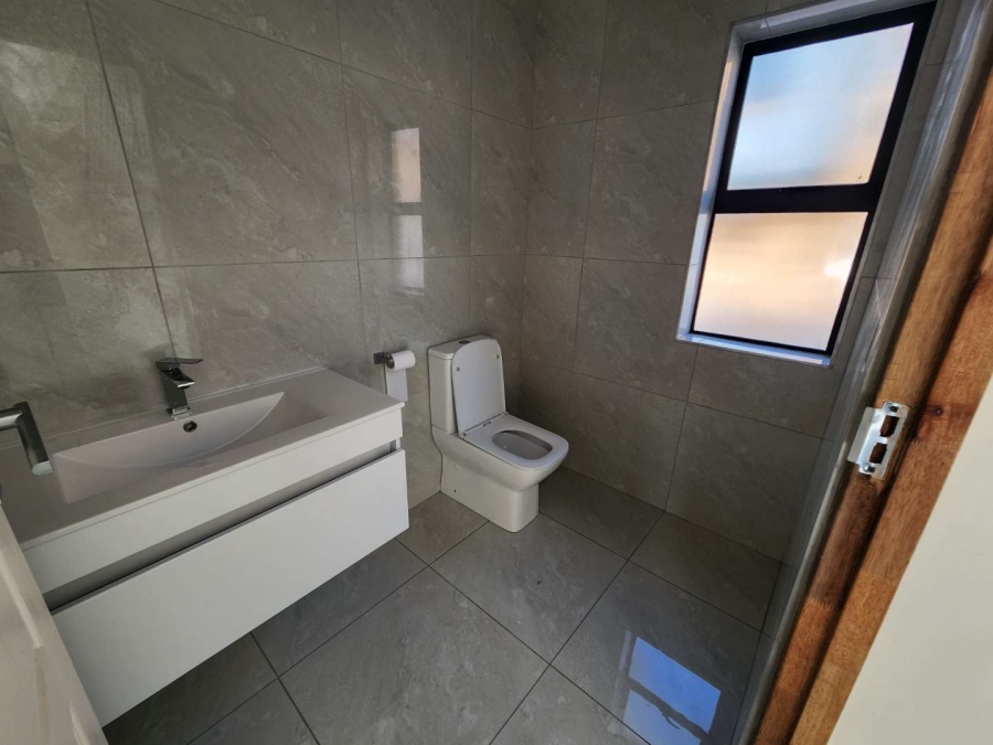 3 Bedroom Property for Sale in Brackenhurst Gauteng