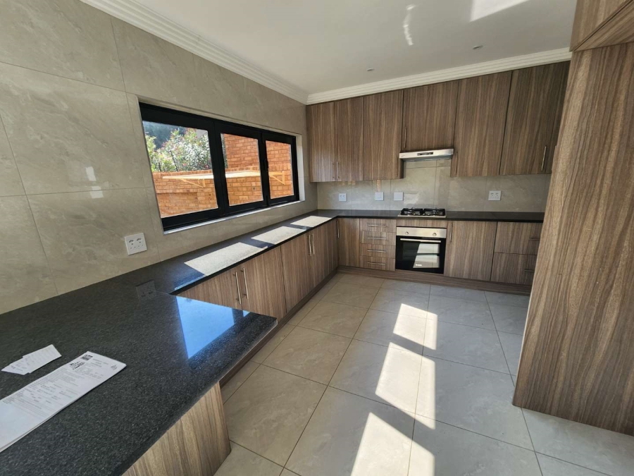 3 Bedroom Property for Sale in Brackenhurst Gauteng