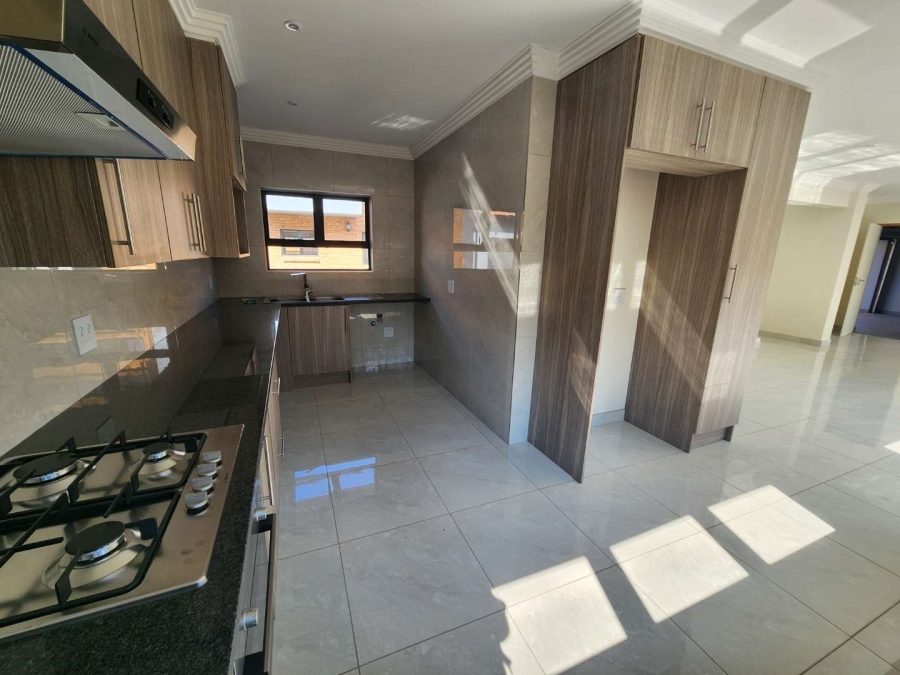 3 Bedroom Property for Sale in Brackenhurst Gauteng
