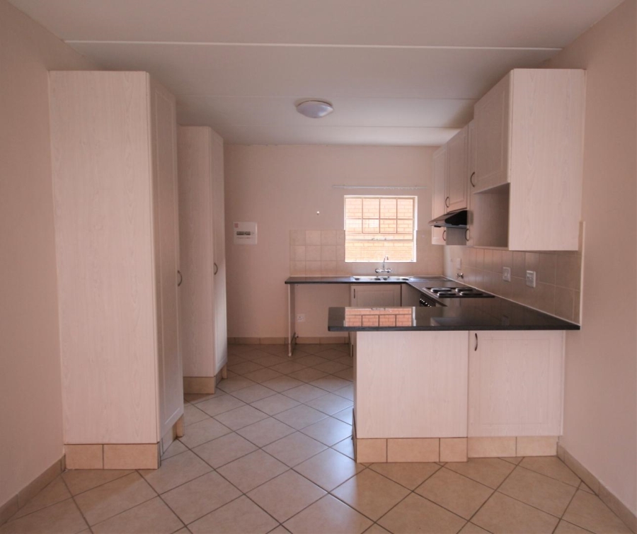 To Let 2 Bedroom Property for Rent in Hazeldean Gauteng