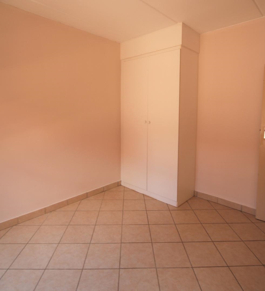 To Let 2 Bedroom Property for Rent in Hazeldean Gauteng