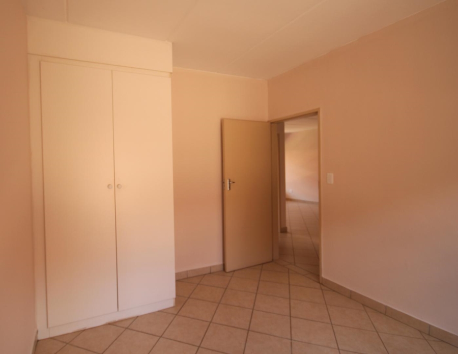 To Let 2 Bedroom Property for Rent in Hazeldean Gauteng