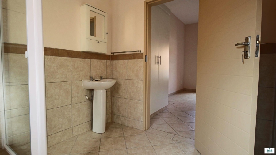 3 Bedroom Property for Sale in Elardus Park Gauteng