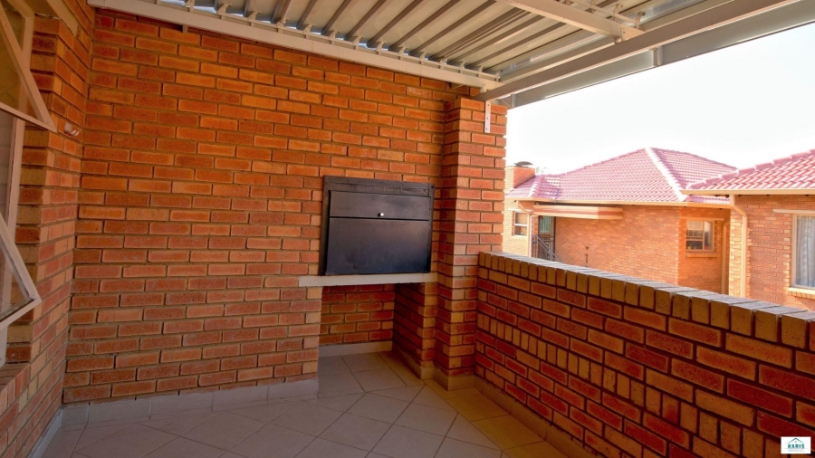 3 Bedroom Property for Sale in Elardus Park Gauteng