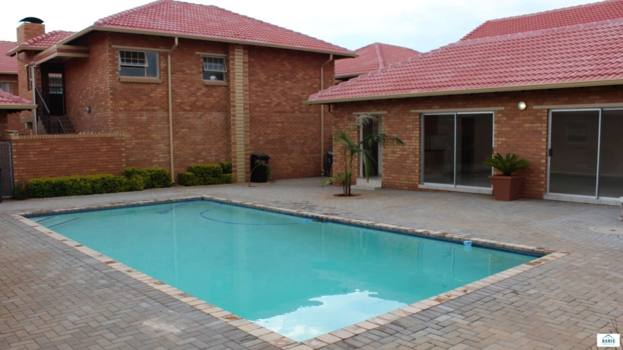 3 Bedroom Property for Sale in Elardus Park Gauteng