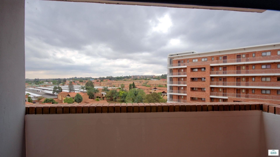 To Let 2 Bedroom Property for Rent in Centurion Gauteng