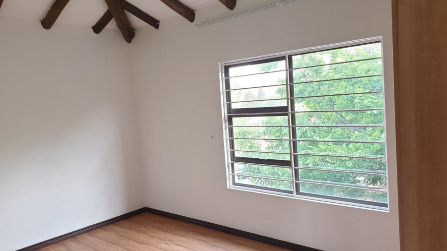 2 Bedroom Property for Sale in North Riding Gauteng