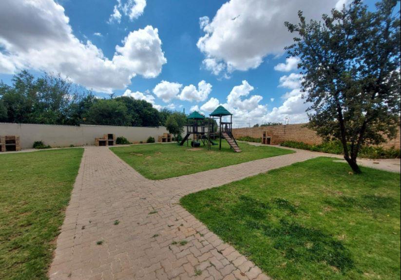 To Let 3 Bedroom Property for Rent in Celtisdal Gauteng