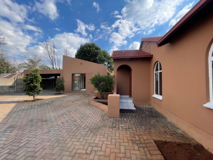 3 Bedroom Property for Sale in Van Riebeeck Park Gauteng