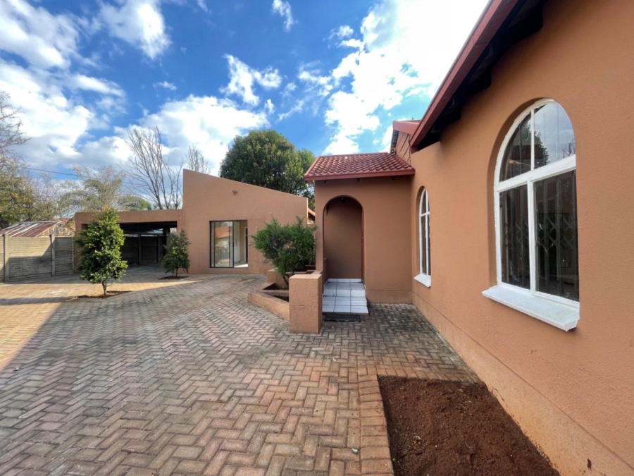 3 Bedroom Property for Sale in Van Riebeeck Park Gauteng