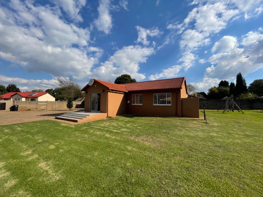 3 Bedroom Property for Sale in Van Riebeeck Park Gauteng