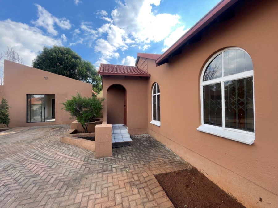 3 Bedroom Property for Sale in Van Riebeeck Park Gauteng