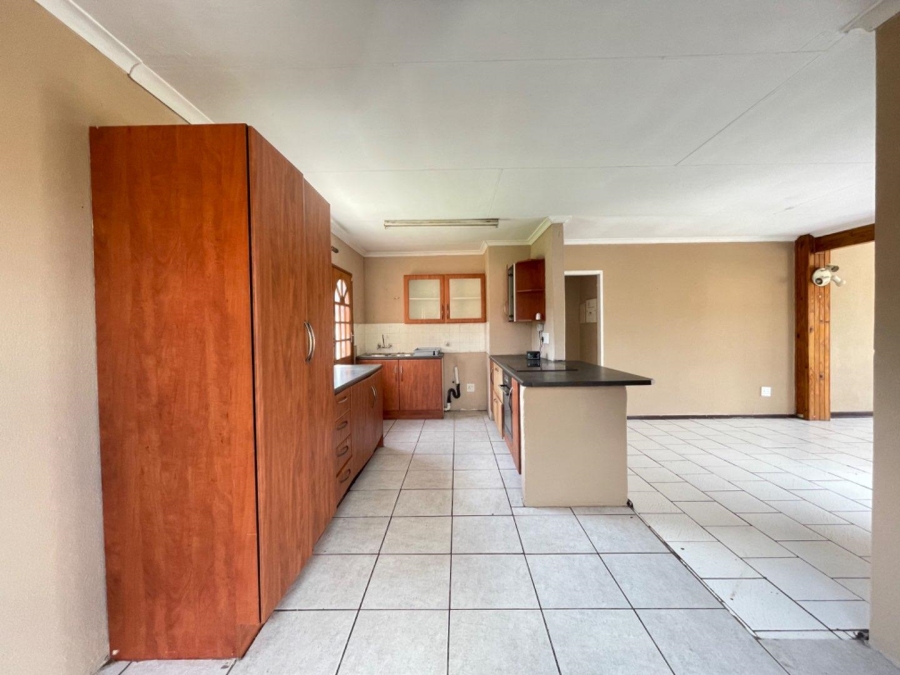 3 Bedroom Property for Sale in Van Riebeeck Park Gauteng