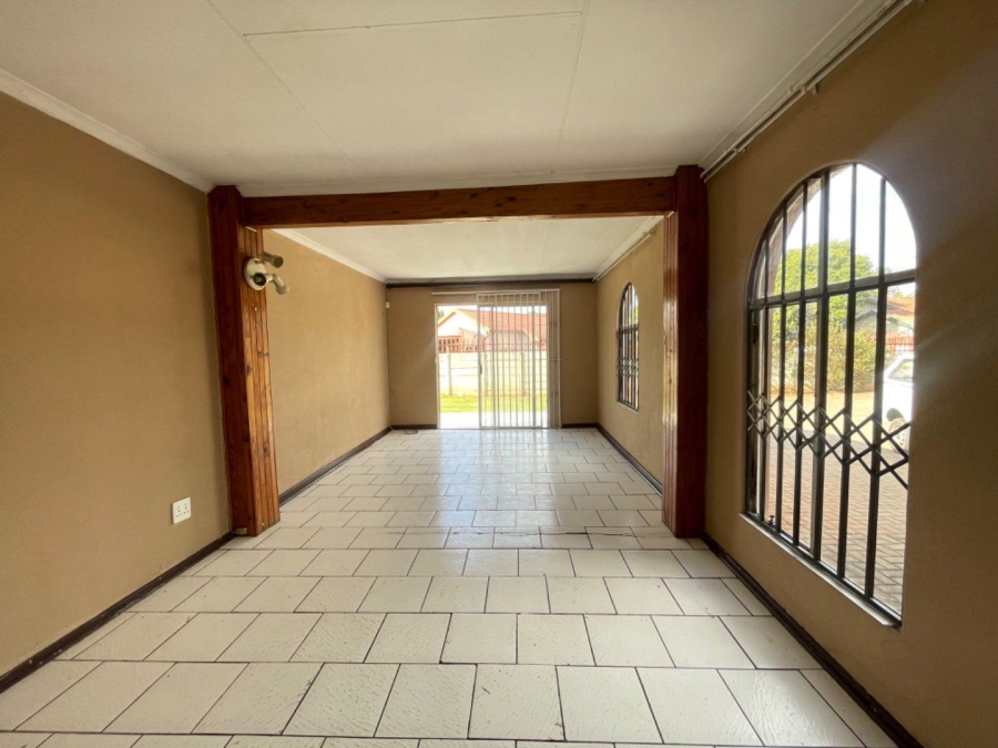 3 Bedroom Property for Sale in Van Riebeeck Park Gauteng