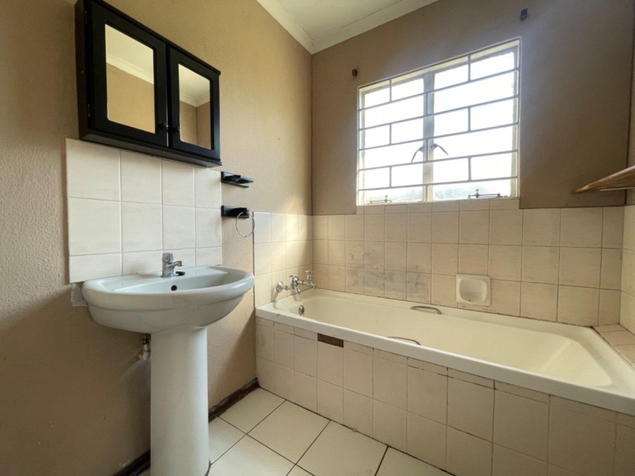 3 Bedroom Property for Sale in Van Riebeeck Park Gauteng