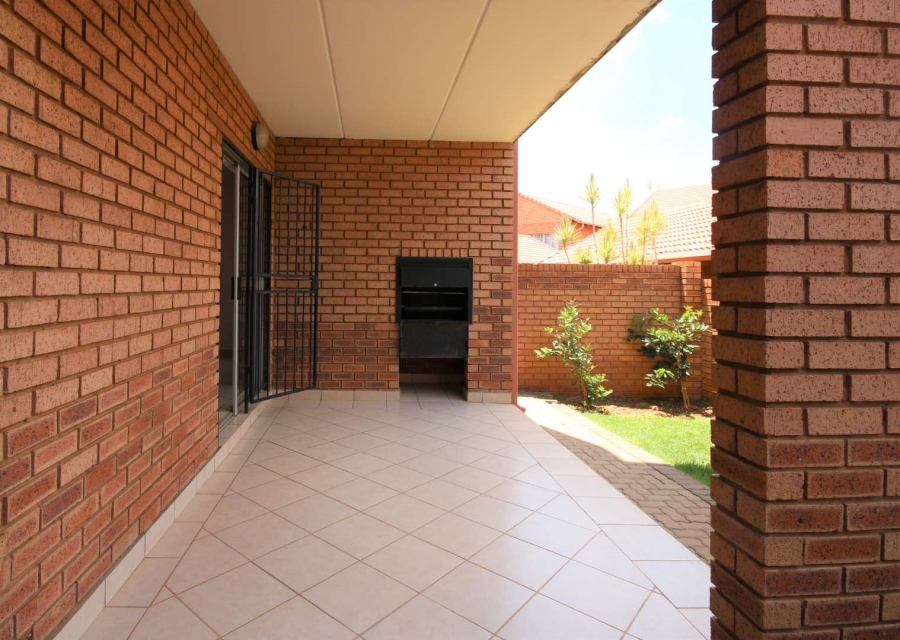 To Let 2 Bedroom Property for Rent in Hazeldean Gauteng