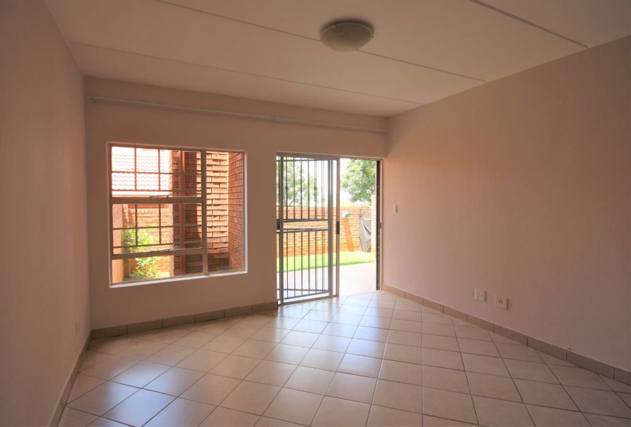 To Let 2 Bedroom Property for Rent in Hazeldean Gauteng