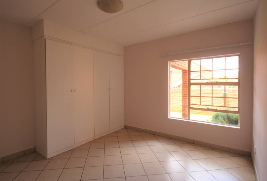 To Let 2 Bedroom Property for Rent in Hazeldean Gauteng