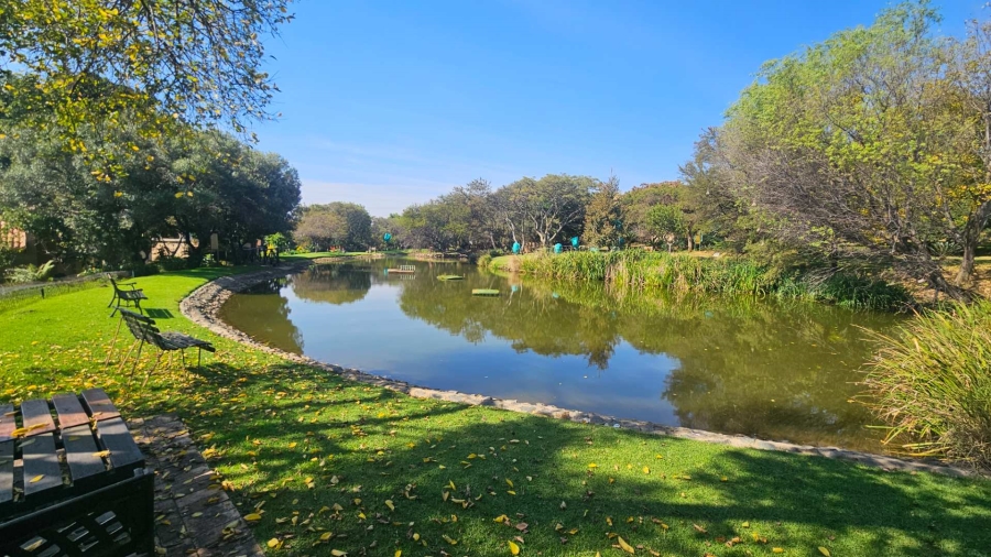 4 Bedroom Property for Sale in Wapadrand Gauteng