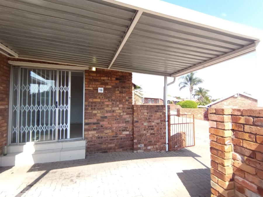 2 Bedroom Property for Sale in Norkem Park Gauteng