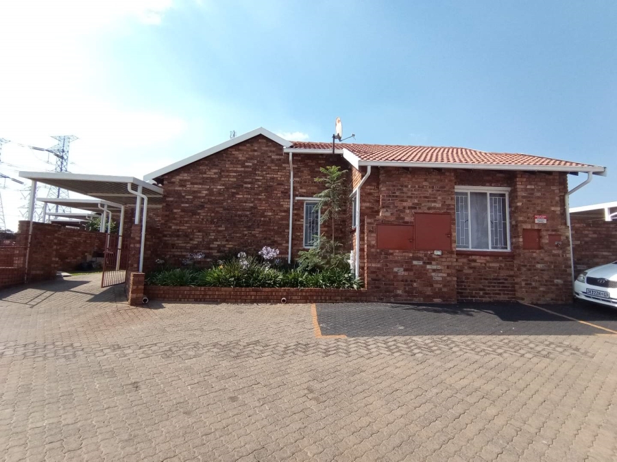 2 Bedroom Property for Sale in Norkem Park Gauteng